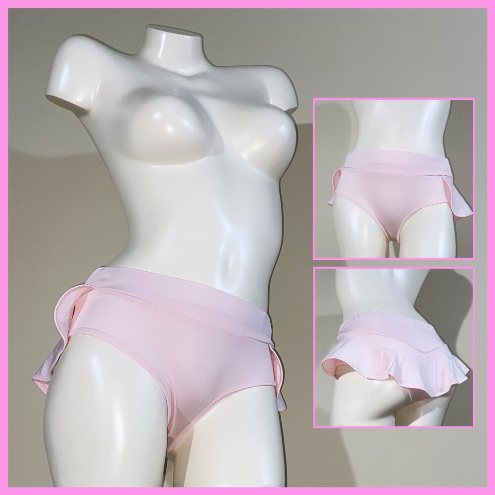 CUTE PRE-LOVED MEDIUM PINK SKIRTED DANCE SHORTS